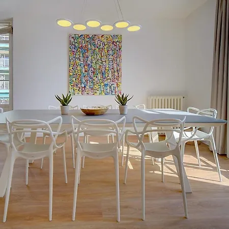 Immogroom - Magnificent 180m Duplex - Parking - Air Conditioning Cannes