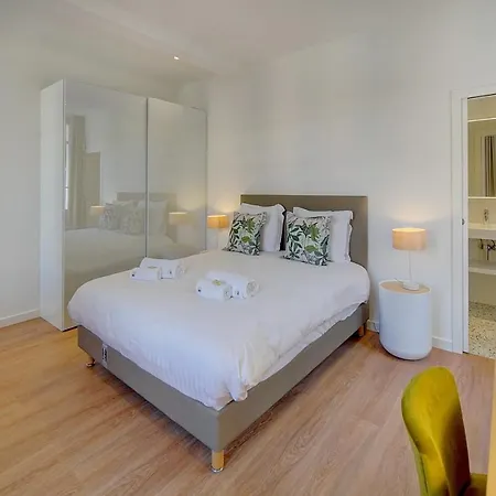 Immogroom - Magnificent 180m Duplex - Parking - Air Conditioning