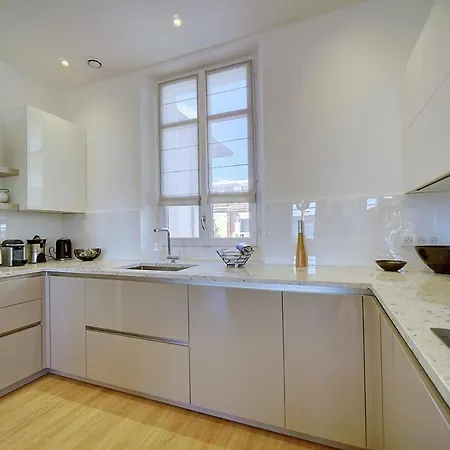 Apartment Immogroom - Magnificent 180m Duplex - Parking - Air Conditioning