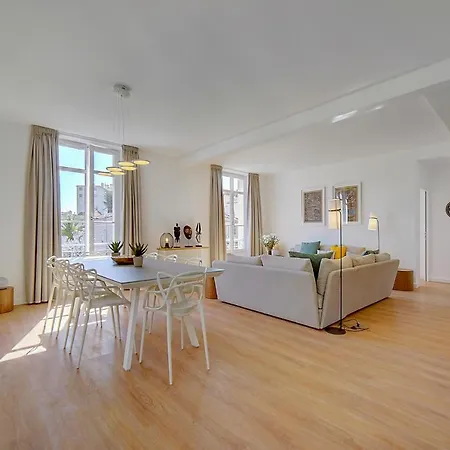 Διαμέρισμα Immogroom - Magnificent 180m Duplex - Parking - Air Conditioning Κάννες